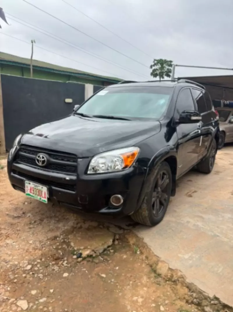 TOYOTA RAV 4   - 2009