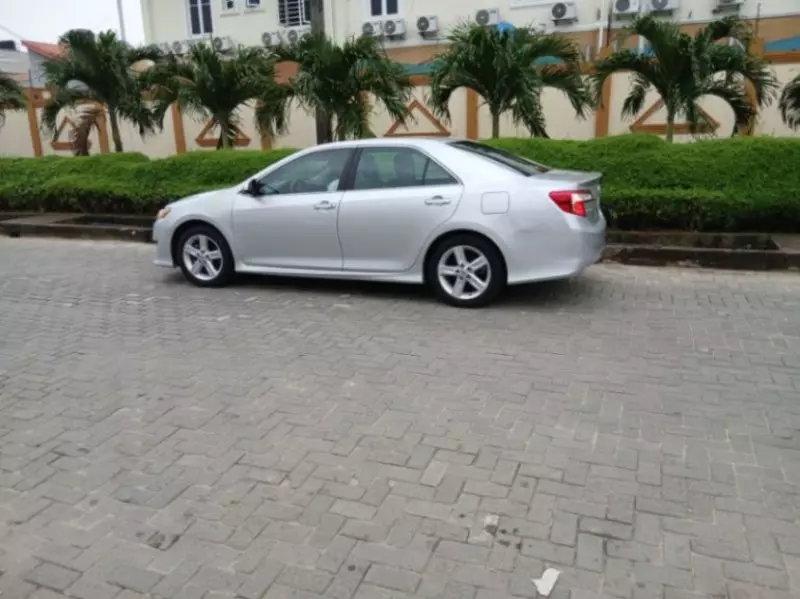 TOYOTA Camry   - 2014