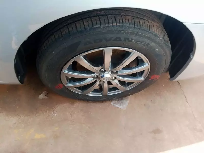 Toyota Premio    - 2014