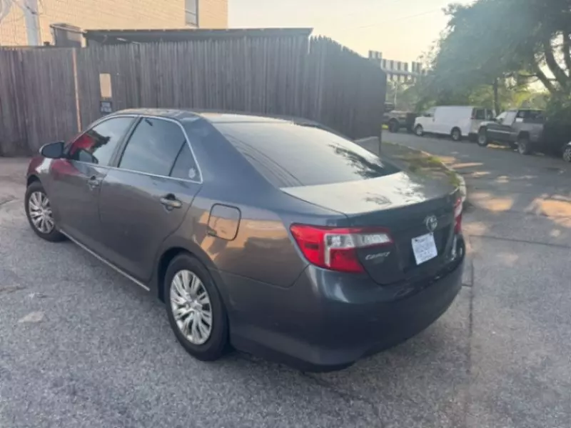 TOYOTA Camry   - 2013