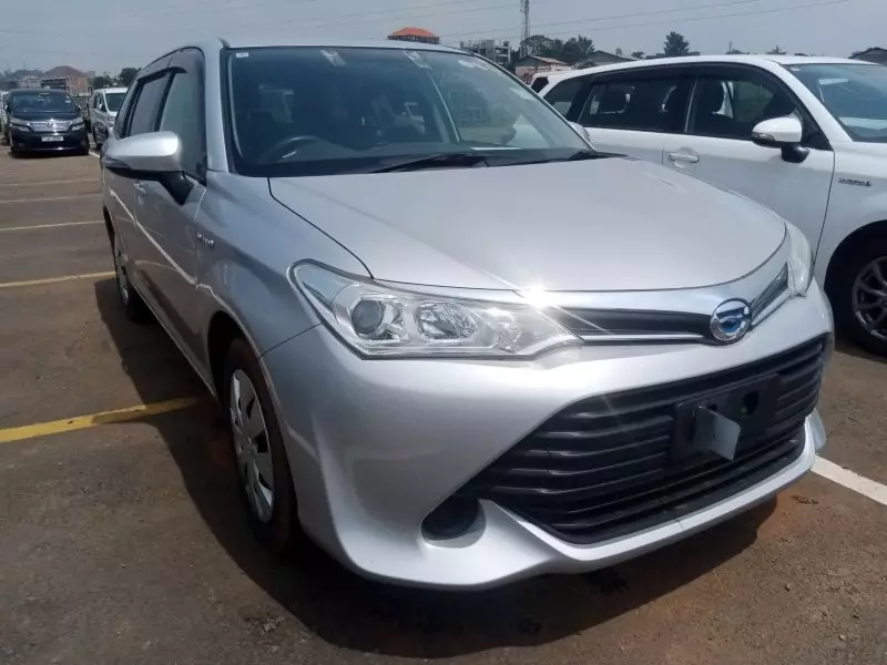 Toyota Fielder hybrid    - 2016