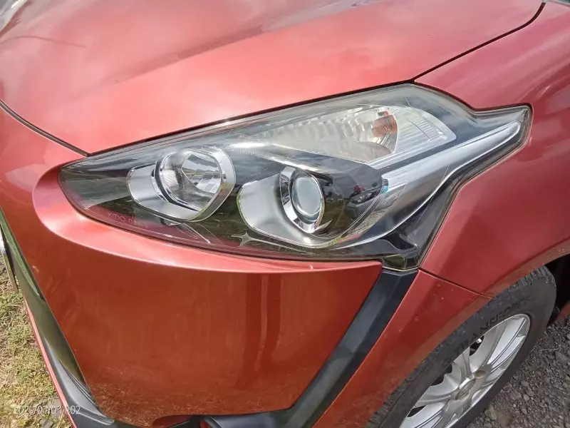 TOYOTA Sienta - 2016