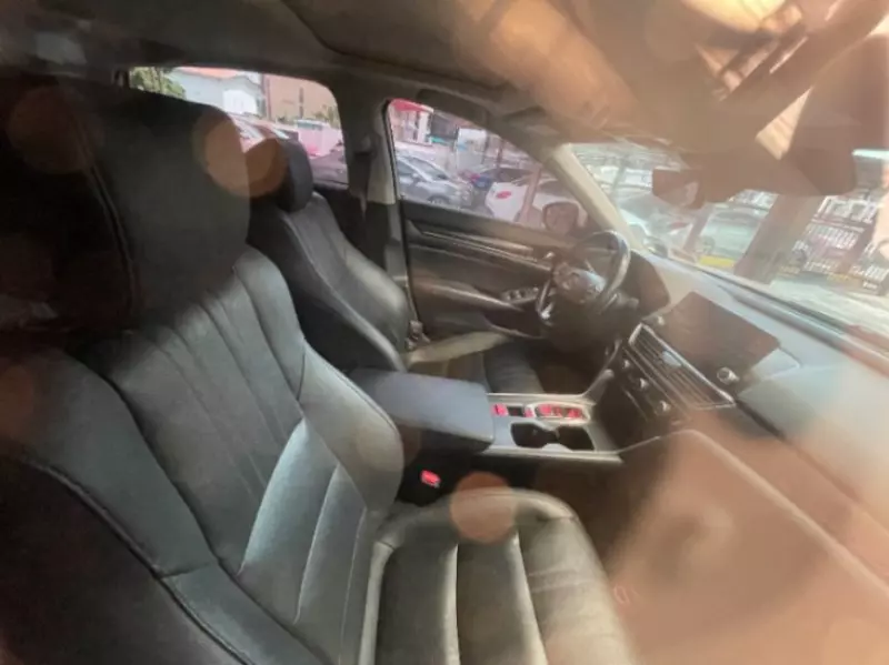 Honda Accord   - 2019