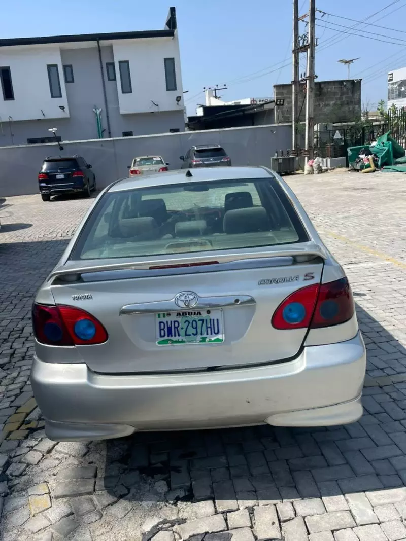 Toyota Corolla - 2006
