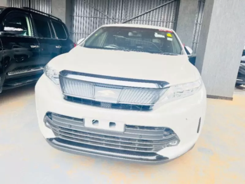 TOYOTA Harrier   - 2018