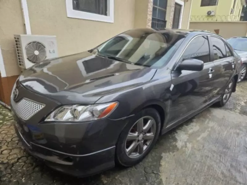 TOYOTA Camry - 2007