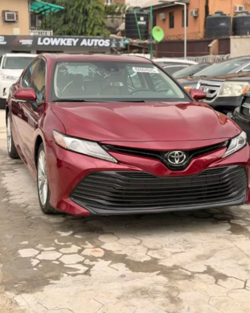 Toyota Camry   - 2020