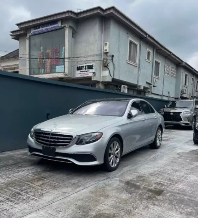 Mercedes-Benz E-Class - 2019