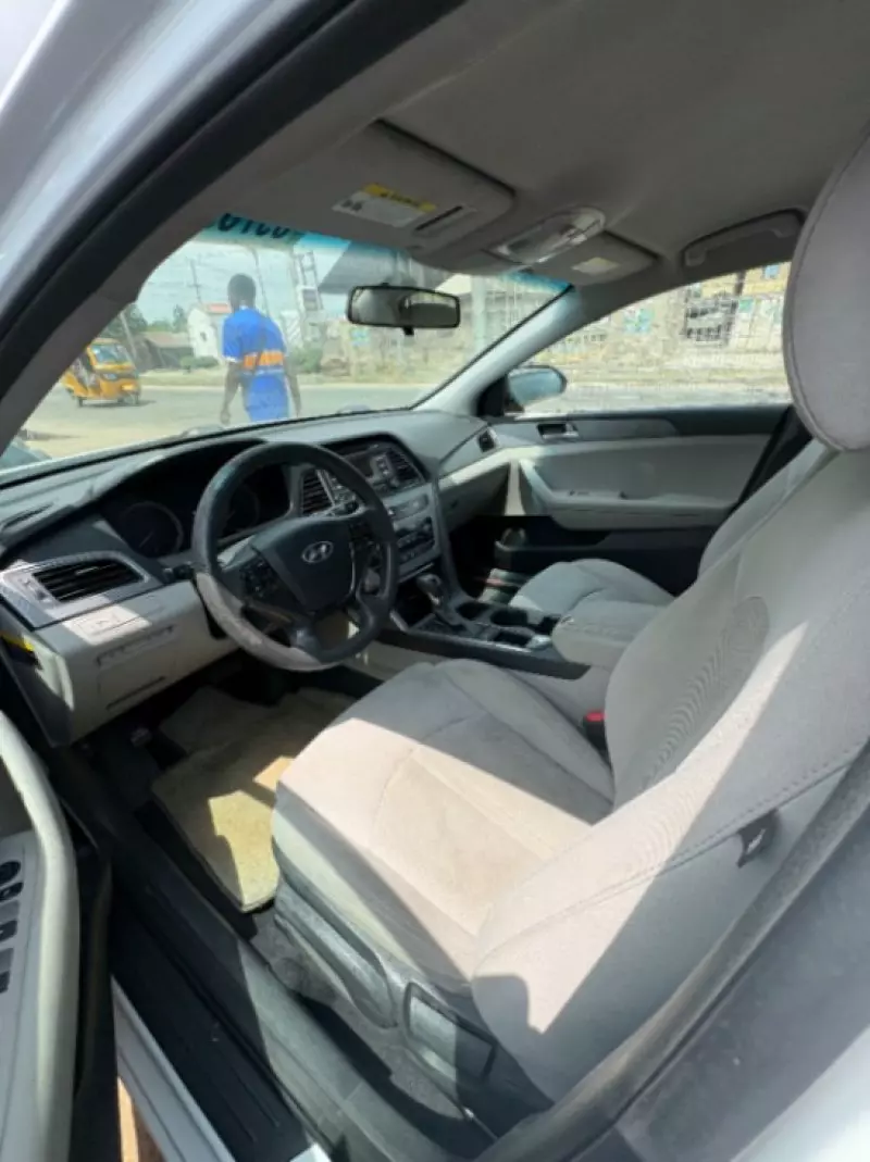 Hyundai Sonata   - 2017