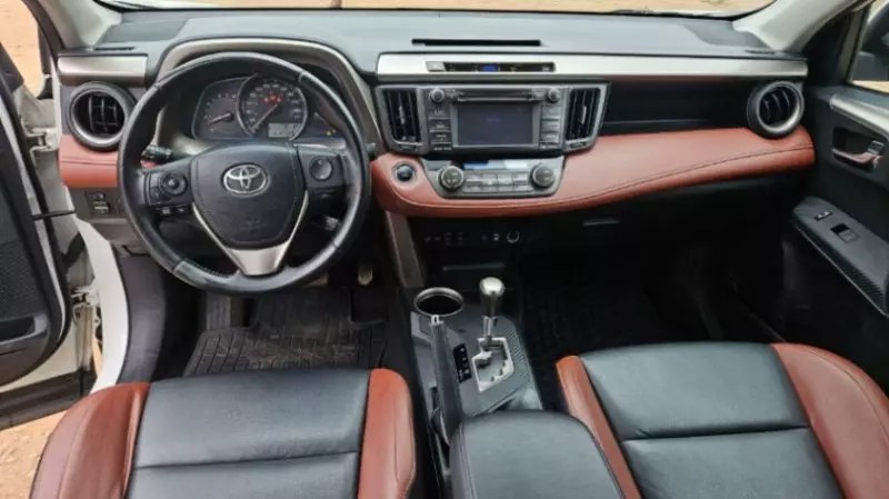 Toyota RAV 4   - 2014