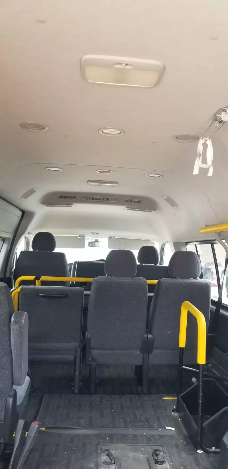 Toyota Hiace (High Roof) - 2010