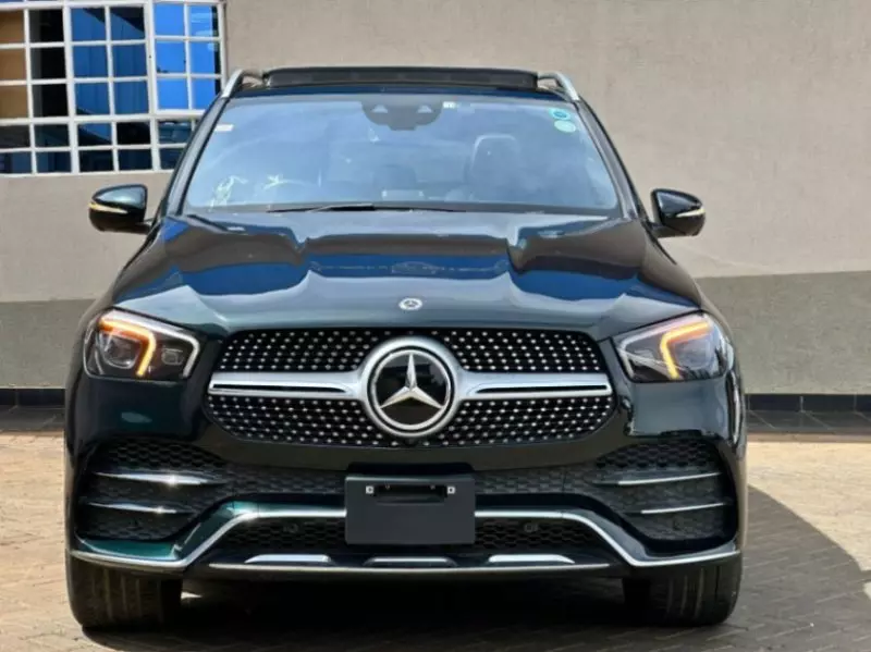 Mercedes-Benz GLE 300   - 2022