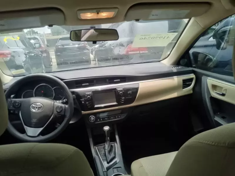 Toyota Corolla   - 2014