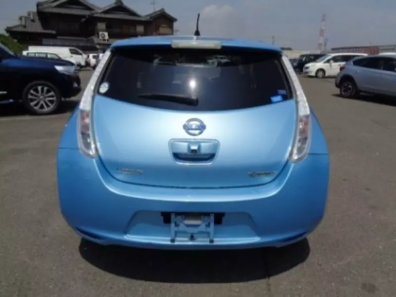 Nissan Leaf   - 2016