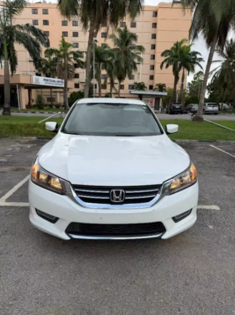Honda Accord   - 2013