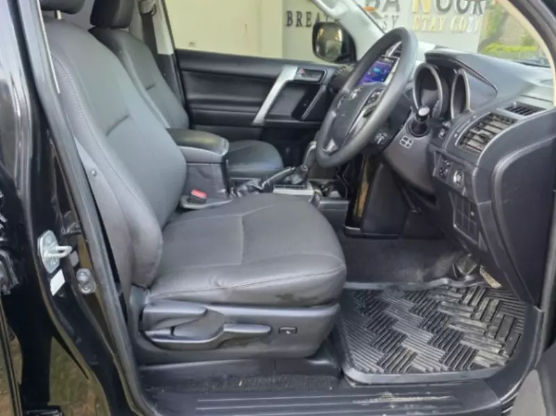 Toyota Landcruiser Prado   - 2015