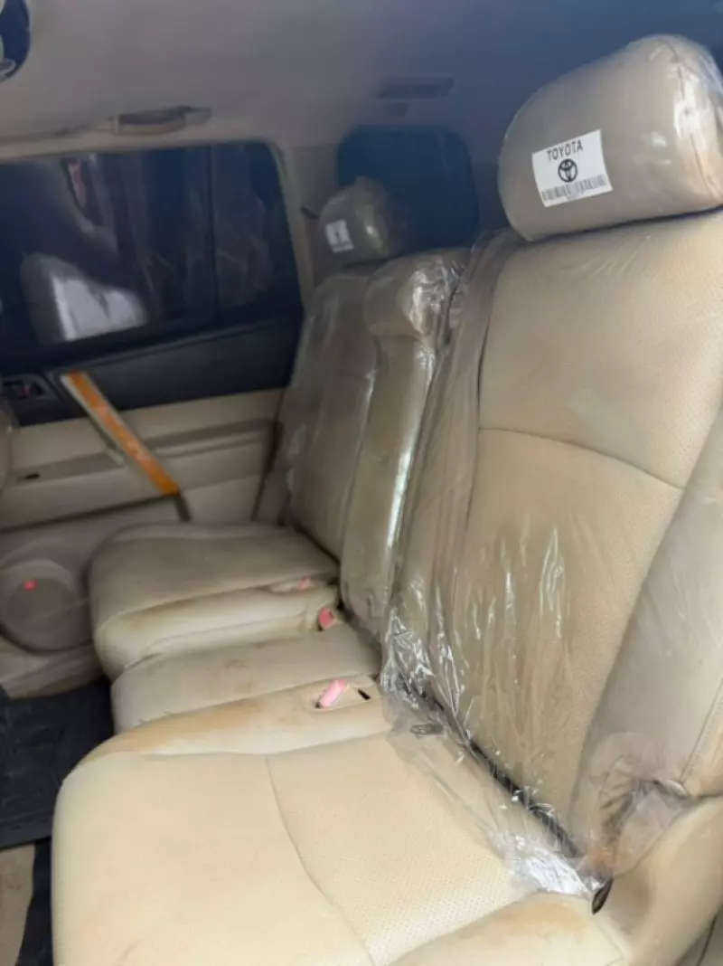 TOYOTA Highlander   - 2010