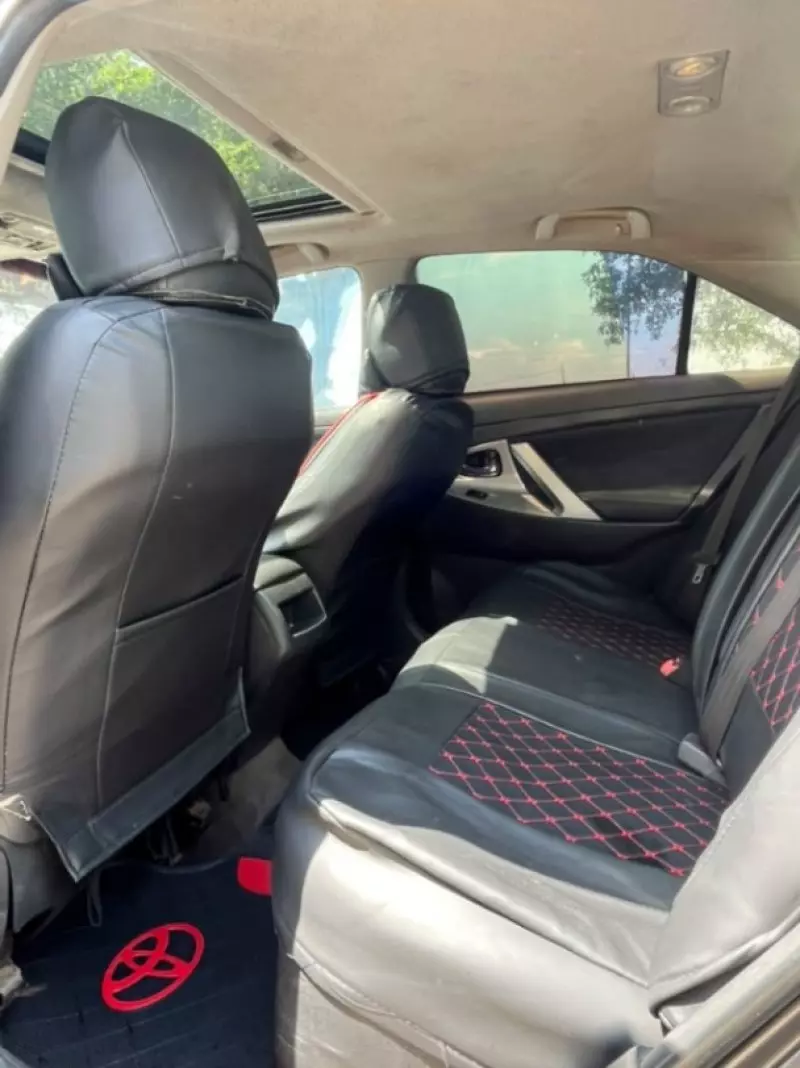 TOYOTA Camry - 2011