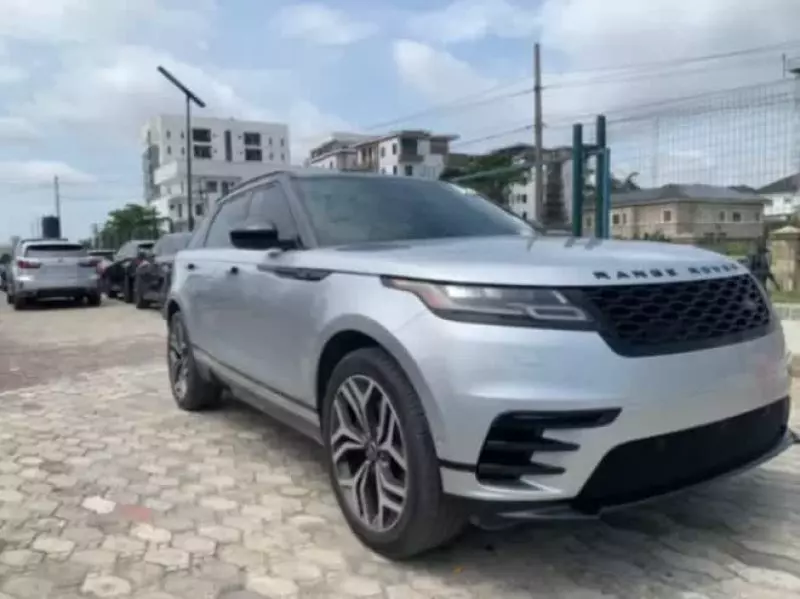 Land Rover Range Rover Velar   - 2018