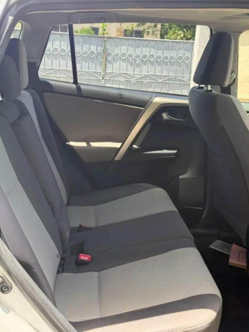 TOYOTA RAV 4   - 2015