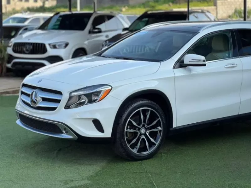 Mercedes-Benz GLA 250   - 2017