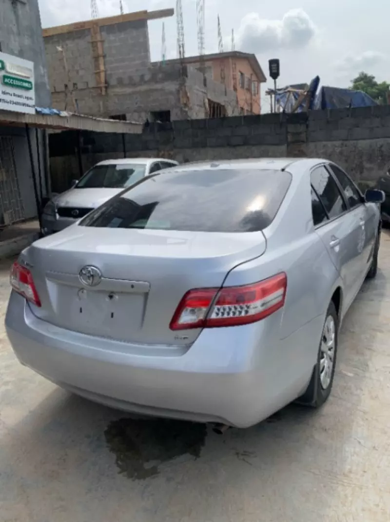 Toyota Camry   - 2007