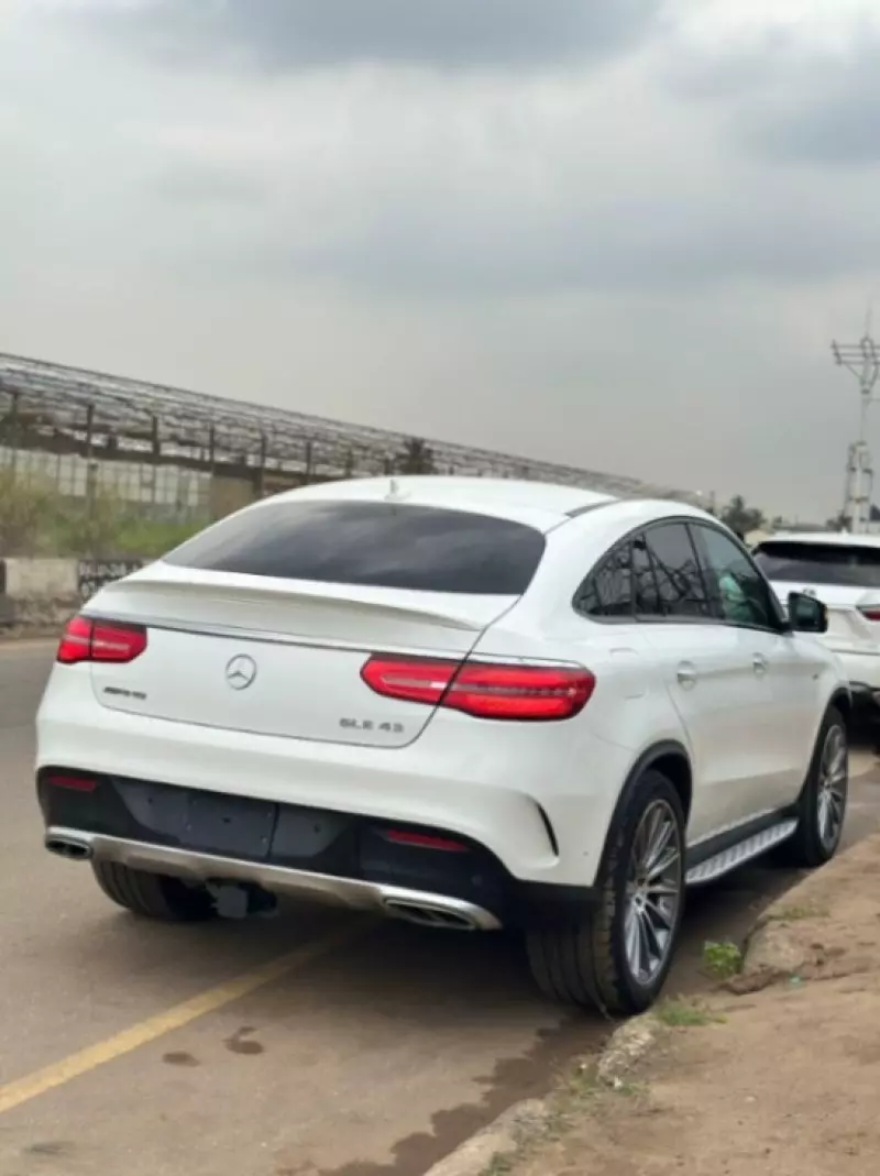 Mercedes-Benz GLE 43 AMG   - 2017
