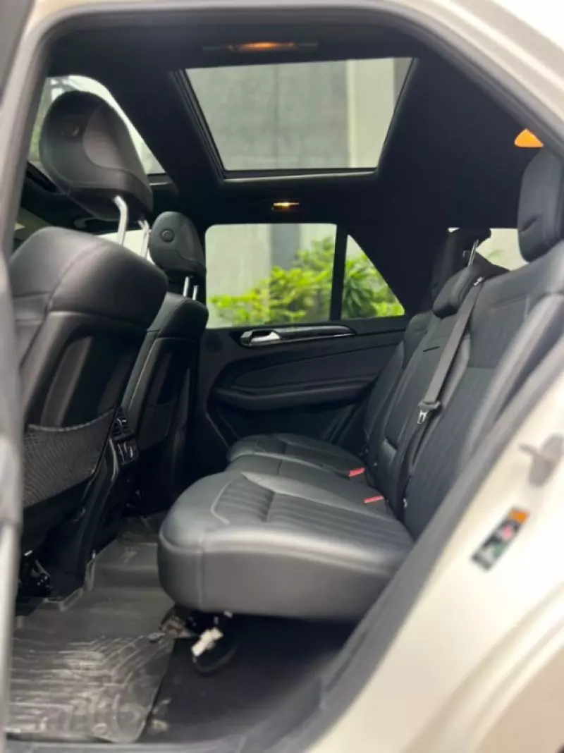 Mercedes-Benz GLE 400   - 2018