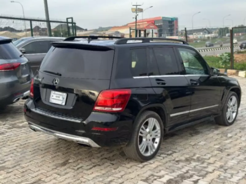 Mercedes-Benz GLK 350   - 2012