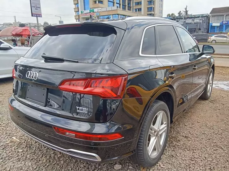 Audi Q5   - 2019