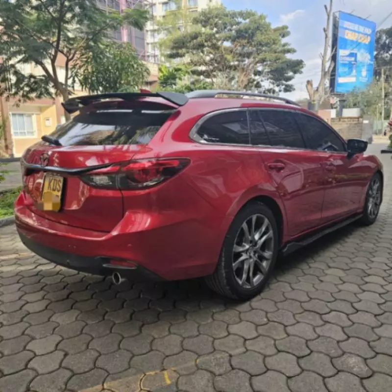 Mazda Atenza    - 2017