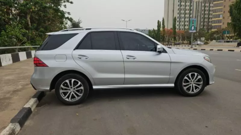 Mercedes-Benz GLE-Class   - 2017