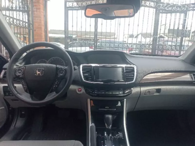 Honda Accord   - 2016
