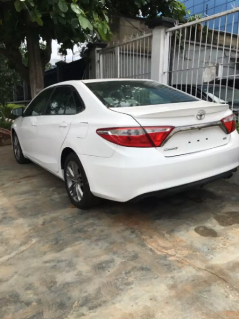 Toyota Camry   - 2015