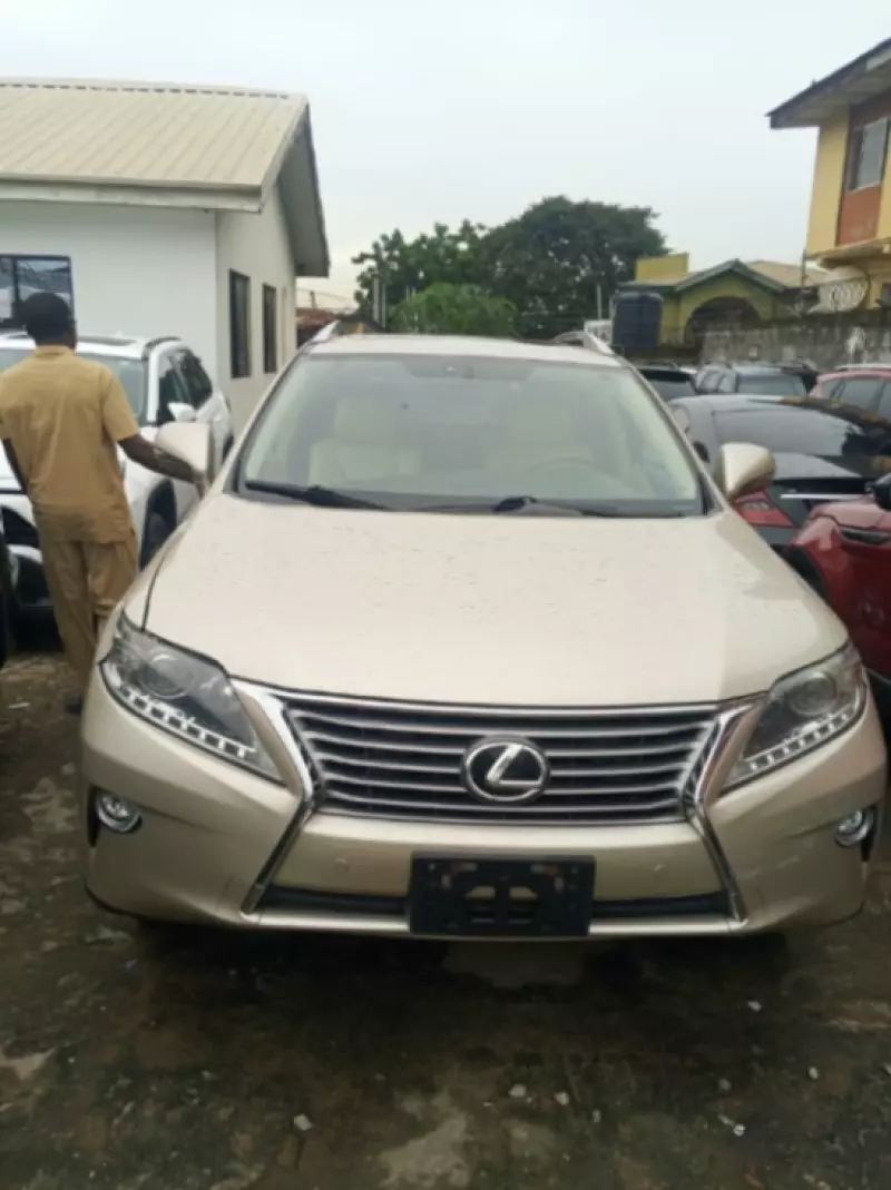 Lexus RX   - 2015