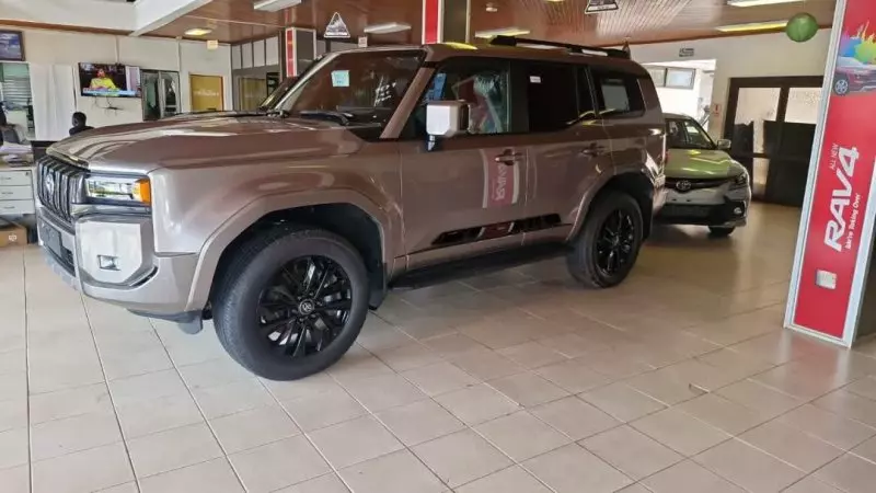 Toyota Landcruiser Prado   - 2026