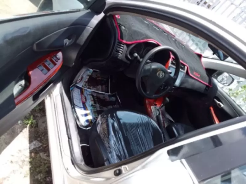 TOYOTA Corolla   - 2010