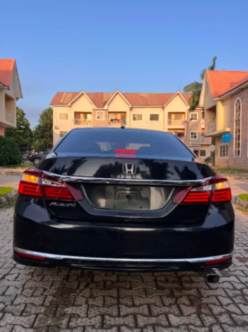 Honda Accord   - 2014