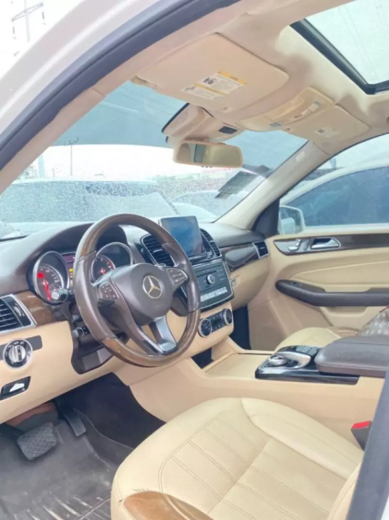 Mercedes-Benz GLE 350   - 2016
