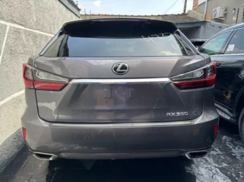 Lexus RX   - 2018