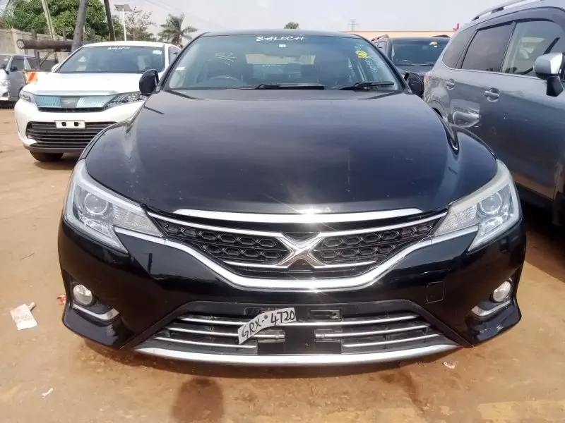 Toyota Mark X   - 2016