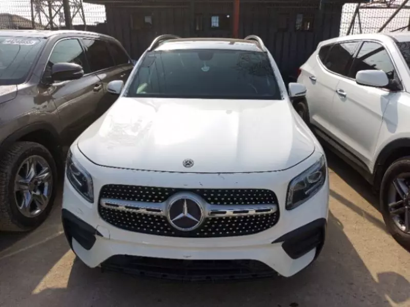 Mercedes-Benz GLB 250   - 2020