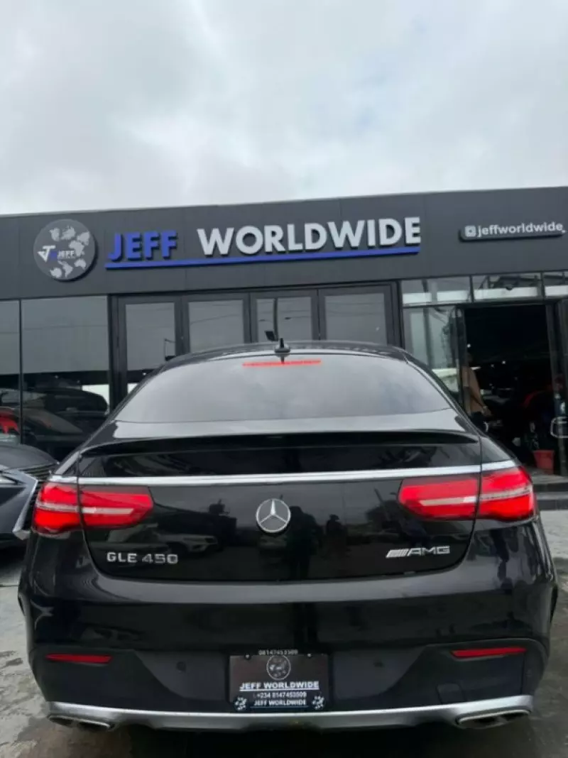 Mercedes-Benz GLE 450 - 2016
