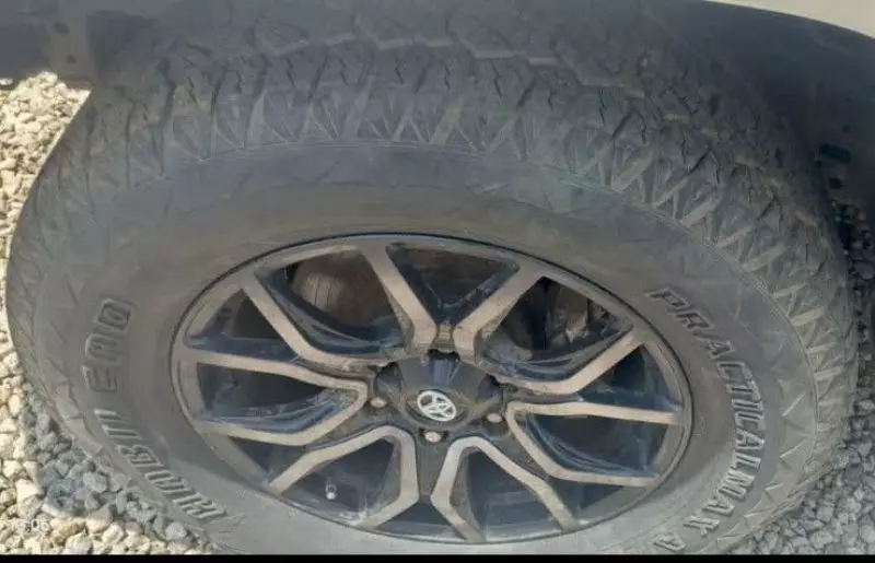 TOYOTA 4Runner   - 2010
