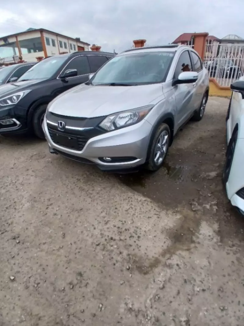 Honda HR-V   - 2016