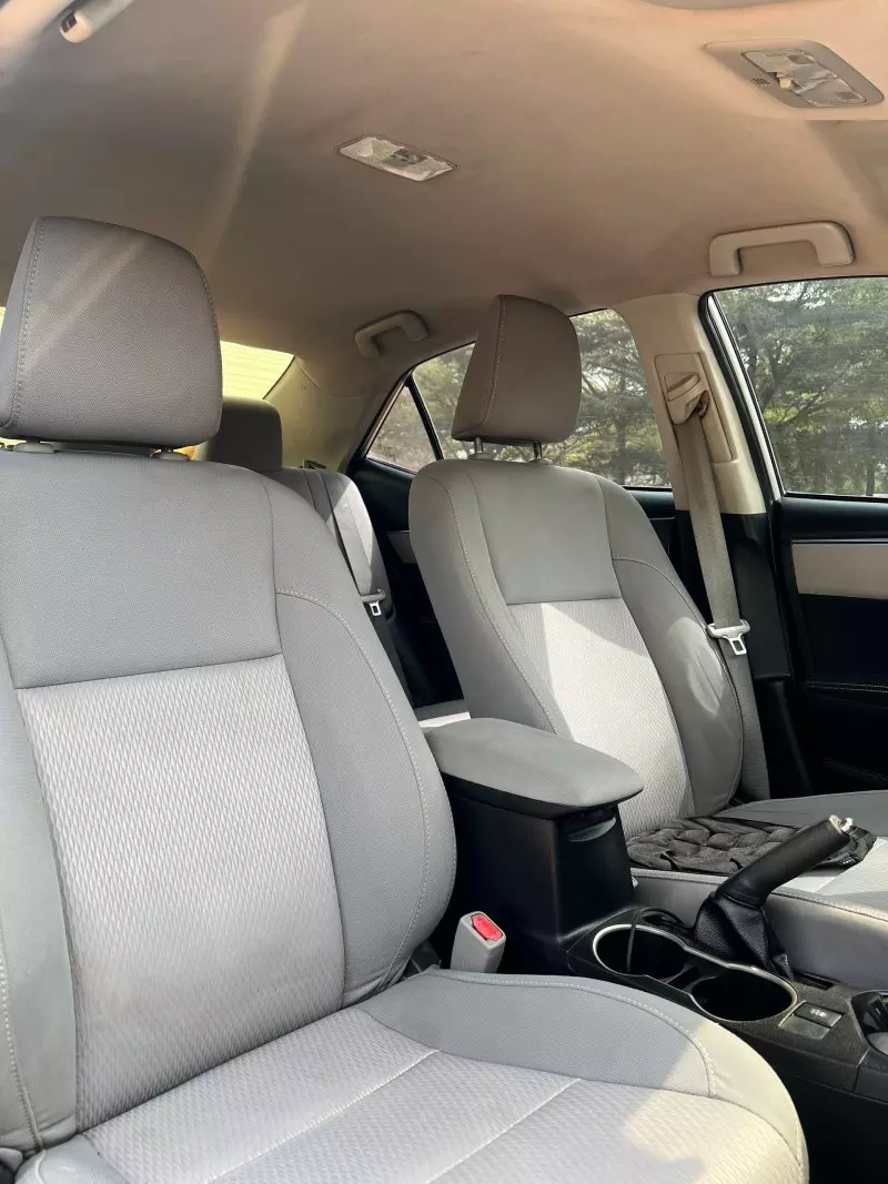 Toyota Corolla   - 2014