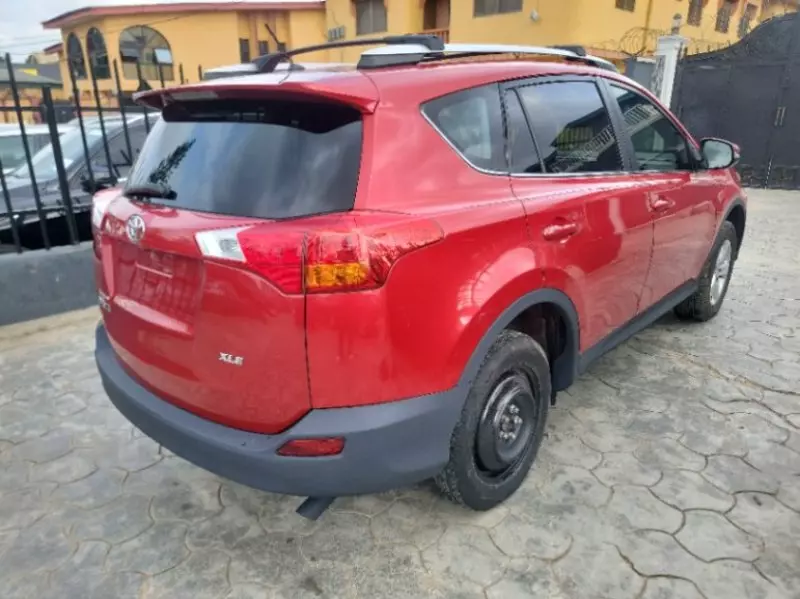 Toyota RAV 4 - 2013