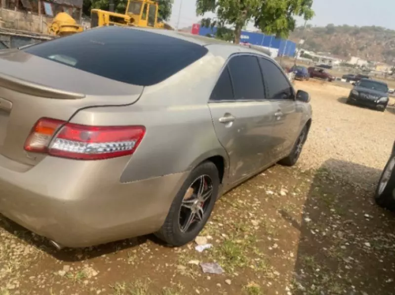 Toyota Camry   - 2008