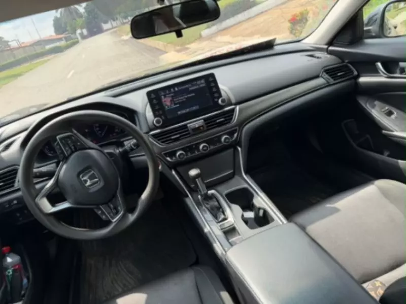 Honda Accord   - 2019