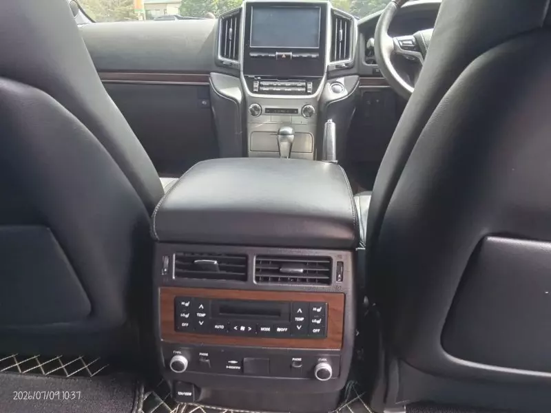 TOYOTA Landcruiser ZX - 2016